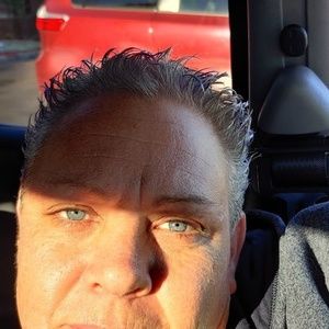 Meet your Posher, Traci